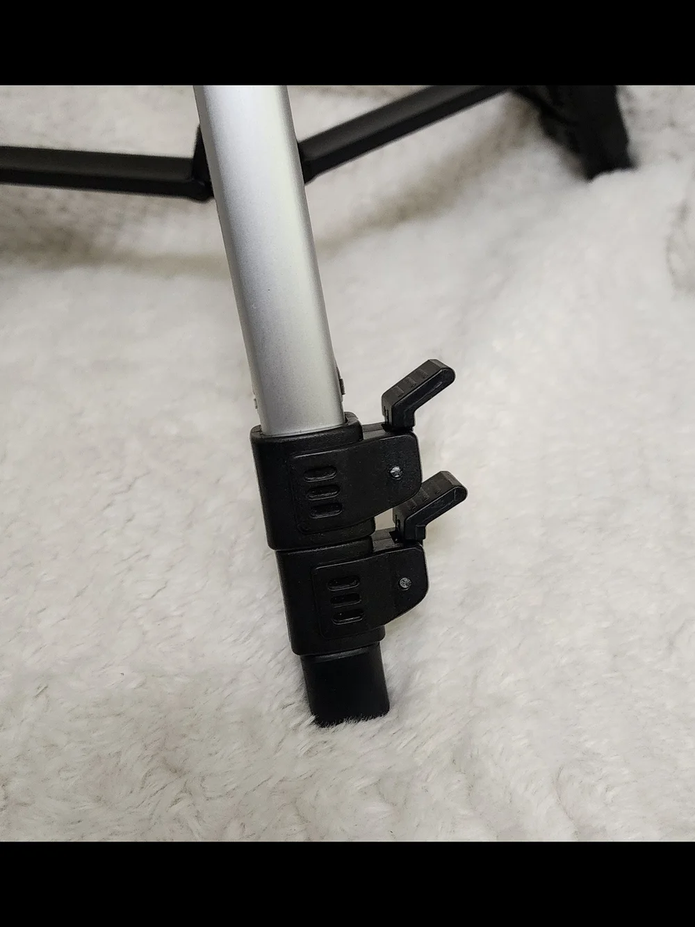 Maxell Silver & Black Camera Tripod with Fluid Pan Handle